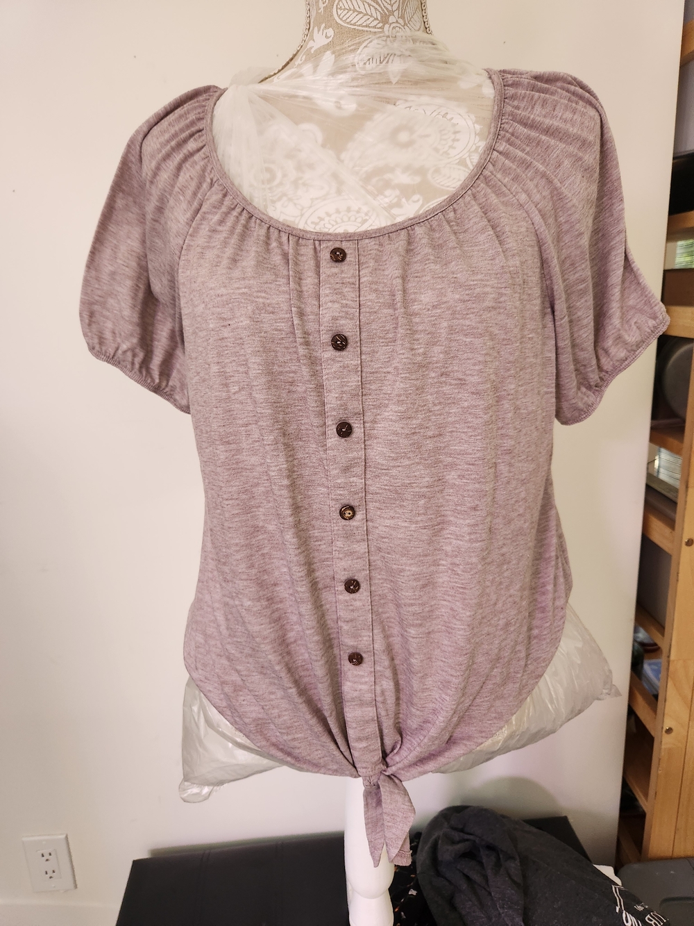 PerSeption Concept Light Mauve Button-Front Tie Hem Blouse